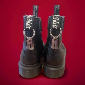 New- Set of 2 Razor blade boot charms for any boot or shoe with pull tab